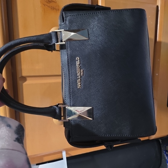 Karl Lagerfeld Handbags - Karl Lagerfeld Paris Maybelle Duo top handle satchel